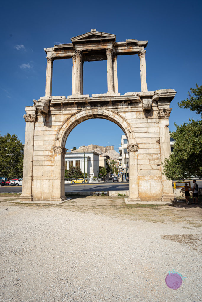 Qué hacer en tres días en Atenas - Puerta de Adriano - Patoneando blog de viajes